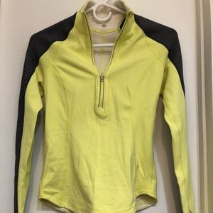 Lululemon long sleeve reversible half zip size 2